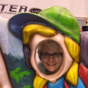 Meet your Posher, Beth